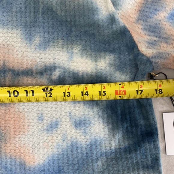 la la land Creative Co. Tie Dye Crop Sweater - Picture 7 of 10